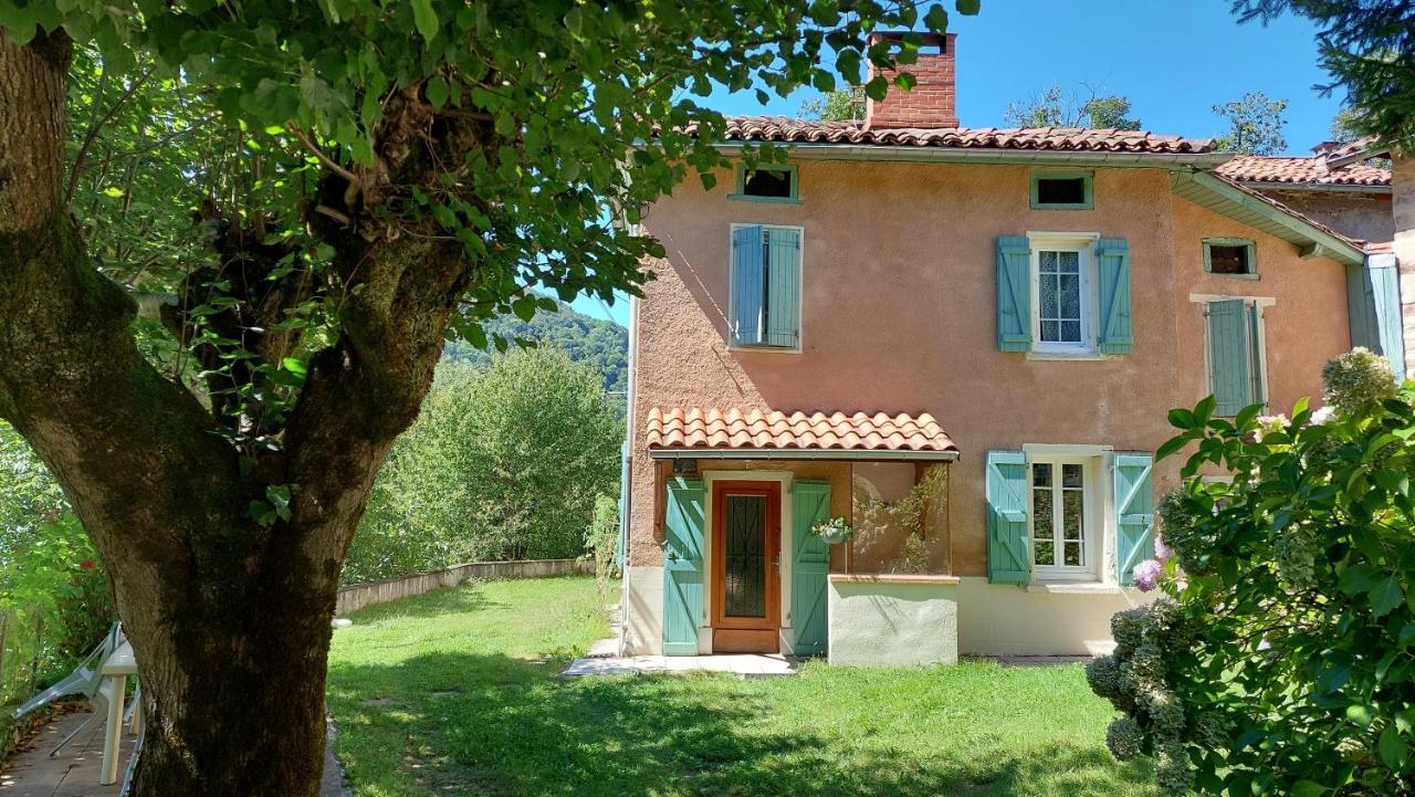Maison De Famille Razecueillé Exteriör bild