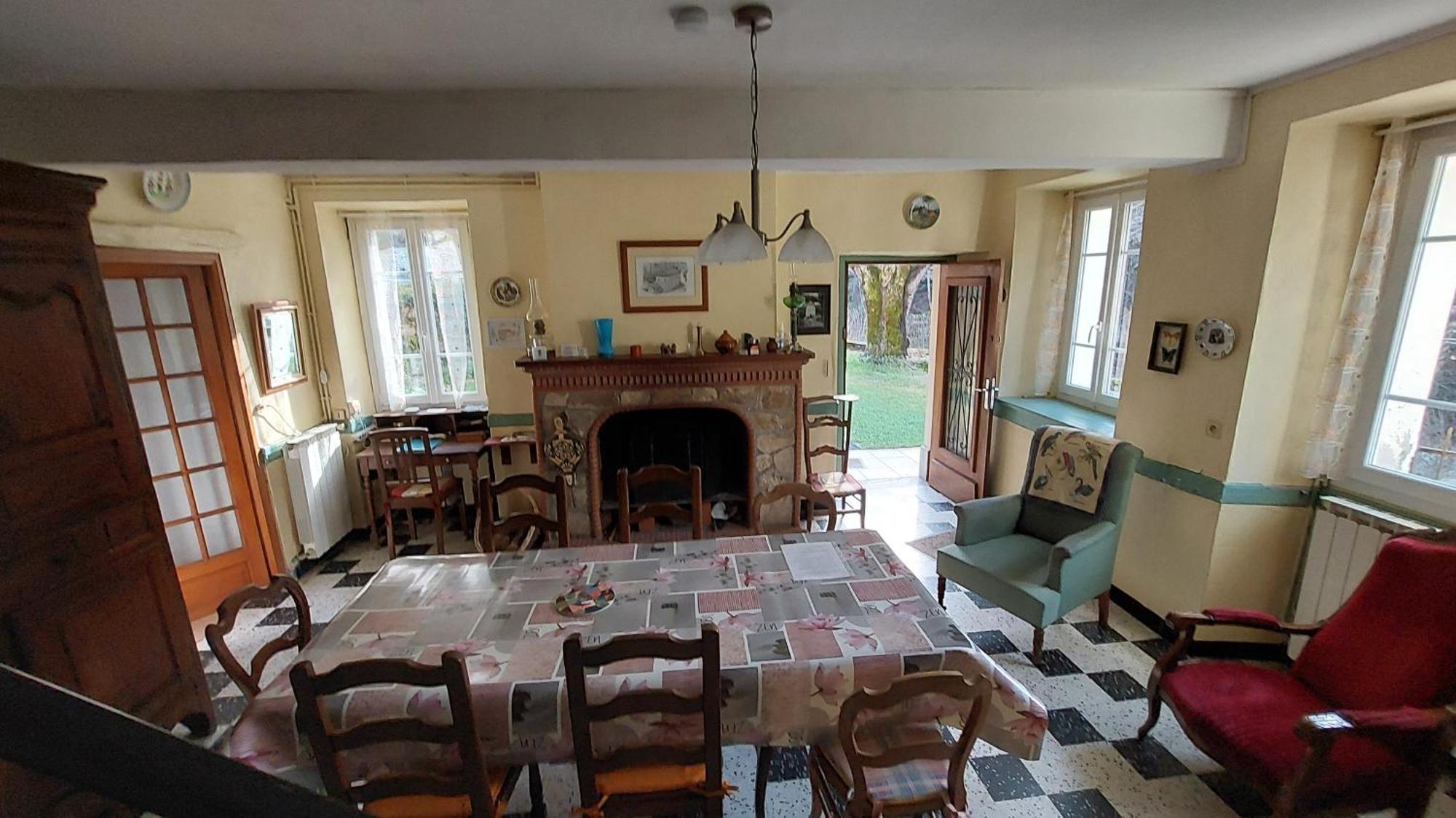 Maison De Famille Razecueillé Exteriör bild